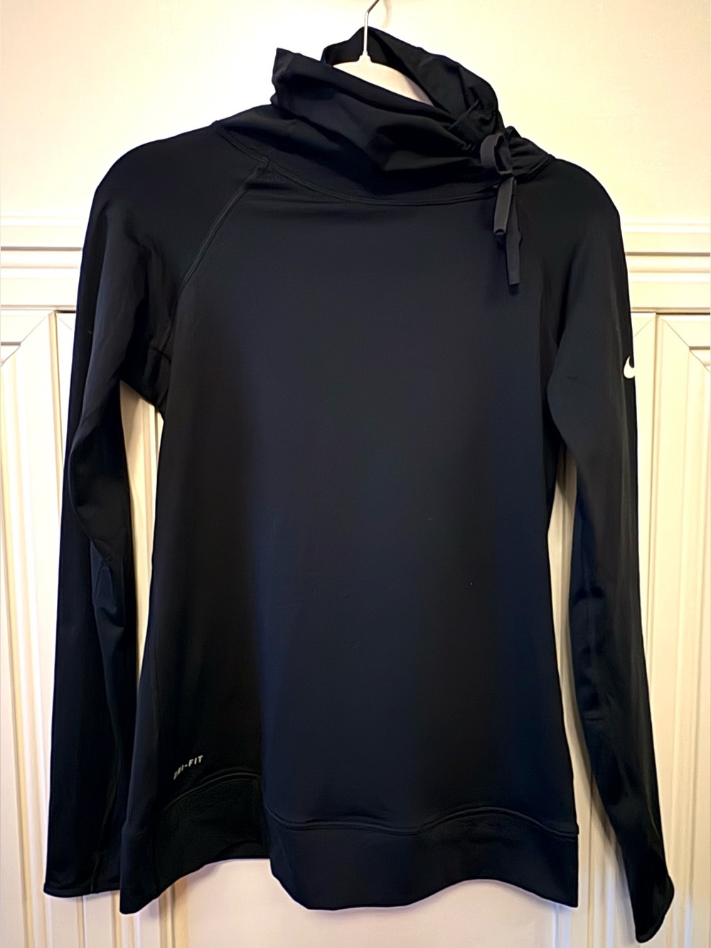 ⚫️ WOMENS BLACK NIKE PRO DRI FIT COWL NECK LONG SLEEVE TOP - SIZE MEDIUM ⚫️